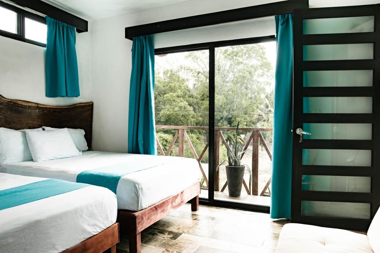 Hotel Y Beach Club Casa Mia Xulha -Bacalar Xul-Ha ภายนอก รูปภาพ