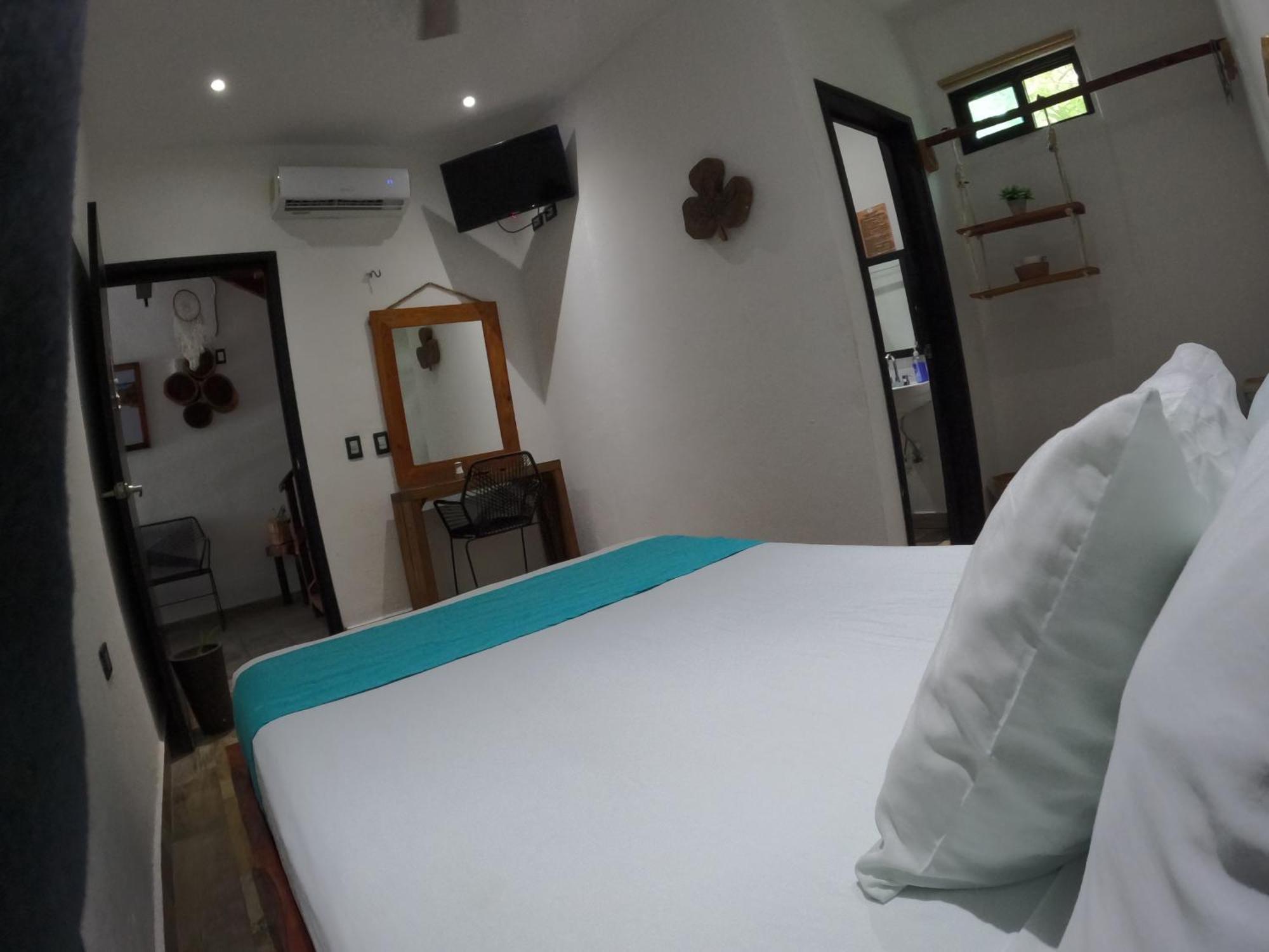 Hotel Y Beach Club Casa Mia Xulha -Bacalar Xul-Ha ภายนอก รูปภาพ
